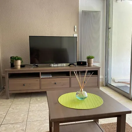 Apartmán 4 Personnes Avec Terrasse Et Piscine Proche Et Commerces La Grande Motte
